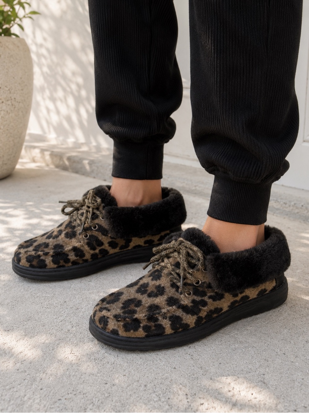 Hey Dude Britt Leo Nut Leopard Faux Fur Lined Ankle Boots Shoes 8 Lounge Cozy